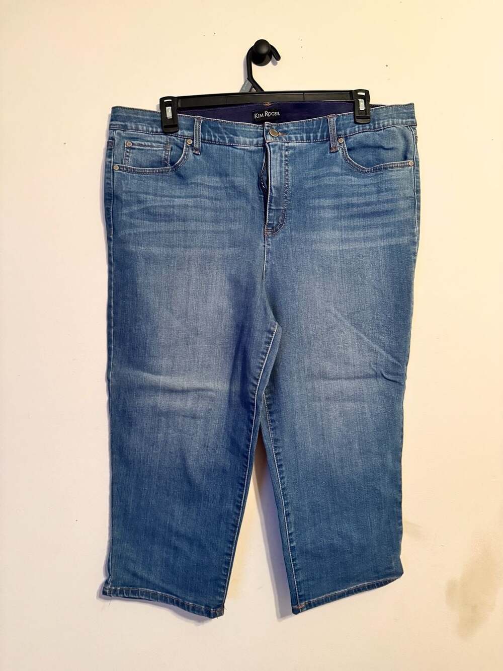 Kim Rogers Women's Blue Denim Pull-On Cropped Jeans Size 18